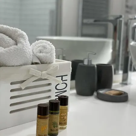 Camy's Sunset Bay-attico Vista Mare بيرغيجي